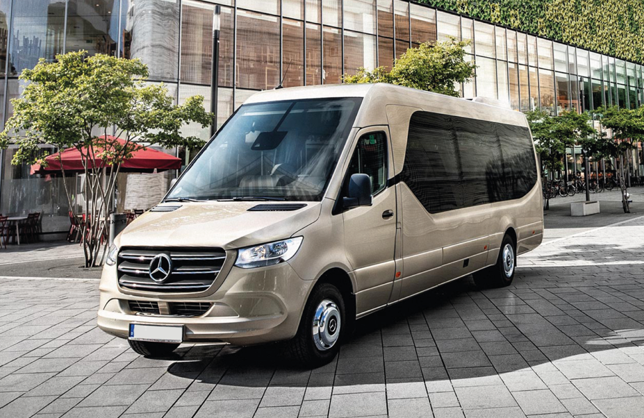 LUXURY MINI BUS & CHAUFFEUR - deluxchauffeurs.com